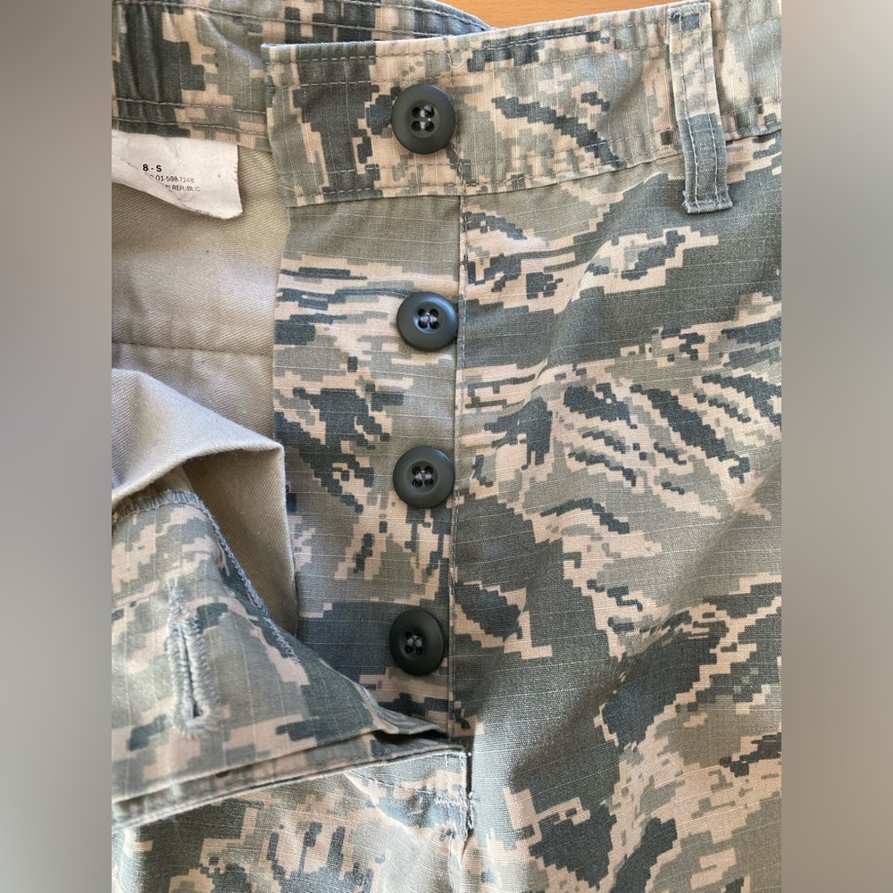 US Air Force Digital Camo Cargo Pants Womens Size 8 Tactical Combat Utility USAF - Picture 11 of 11